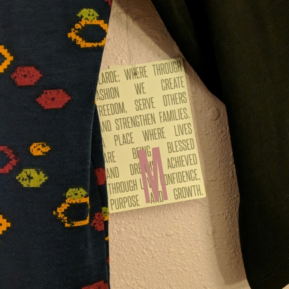 LuLaRoe medium Randy - Picture 3 of 3